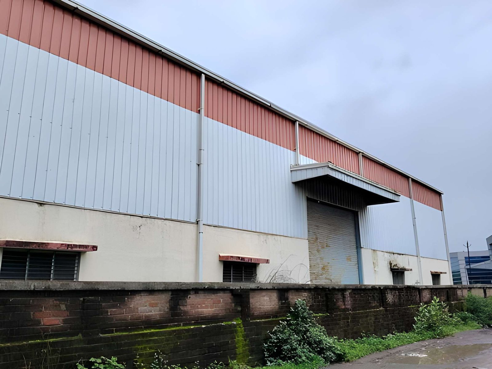 Steel Structure Building in NCR NCR by VYOMN Projects